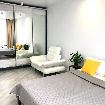 Osapart Ideal Apartment In The Complex Great Britain Liov Exterior foto