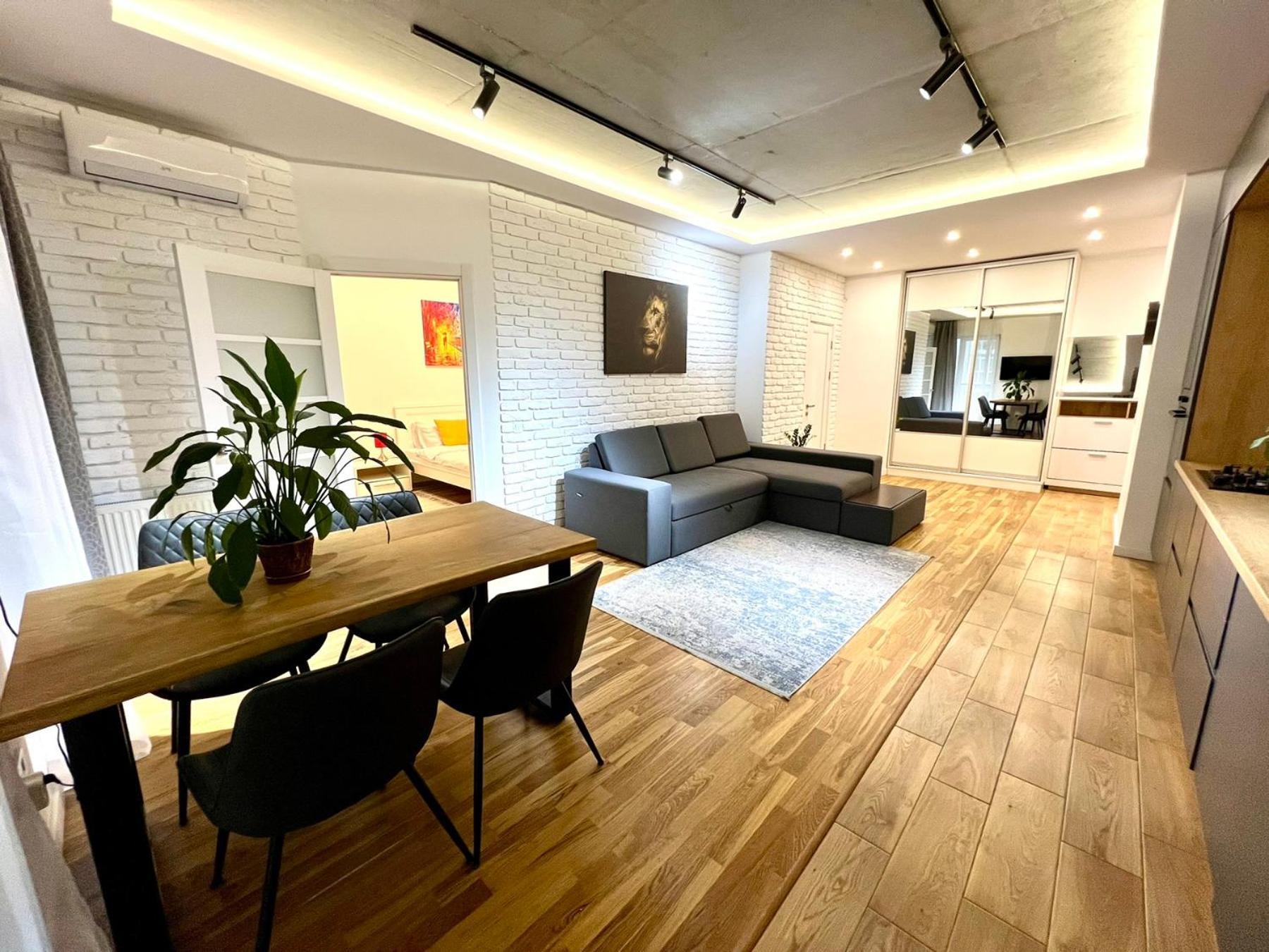 Osapart Ideal Apartment In The Complex Great Britain Liov Exterior foto